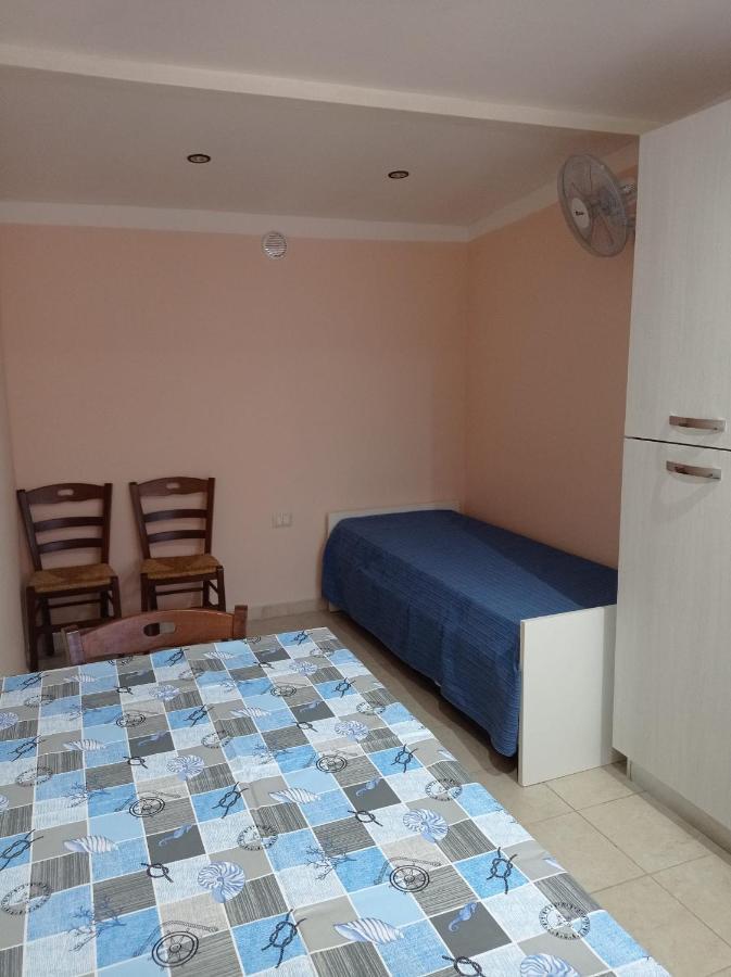 Casa Vacanze Mimose 帕利努罗 外观 照片