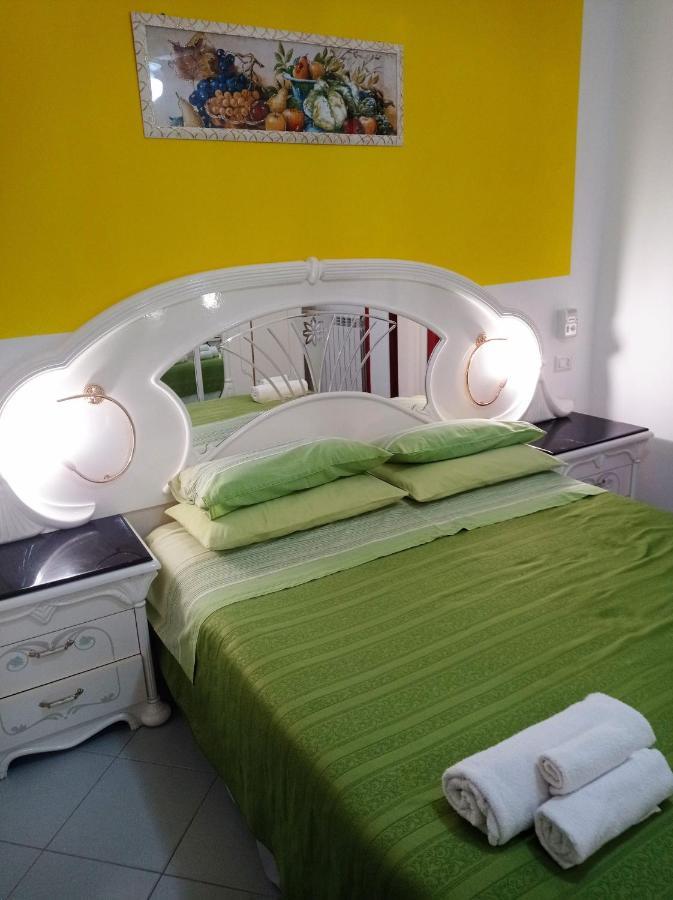Casa Vacanze Mimose 帕利努罗 外观 照片