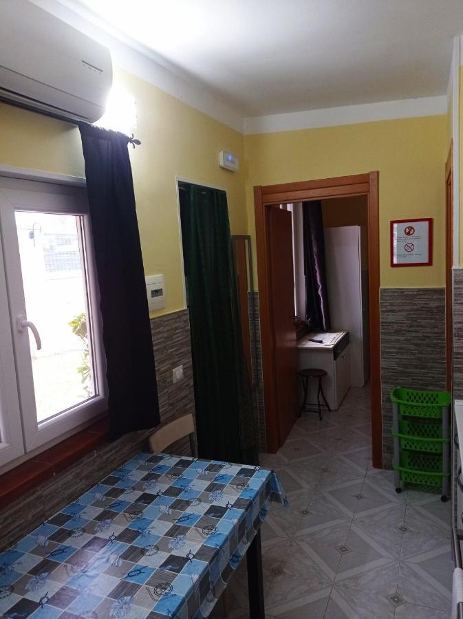 Casa Vacanze Mimose 帕利努罗 外观 照片