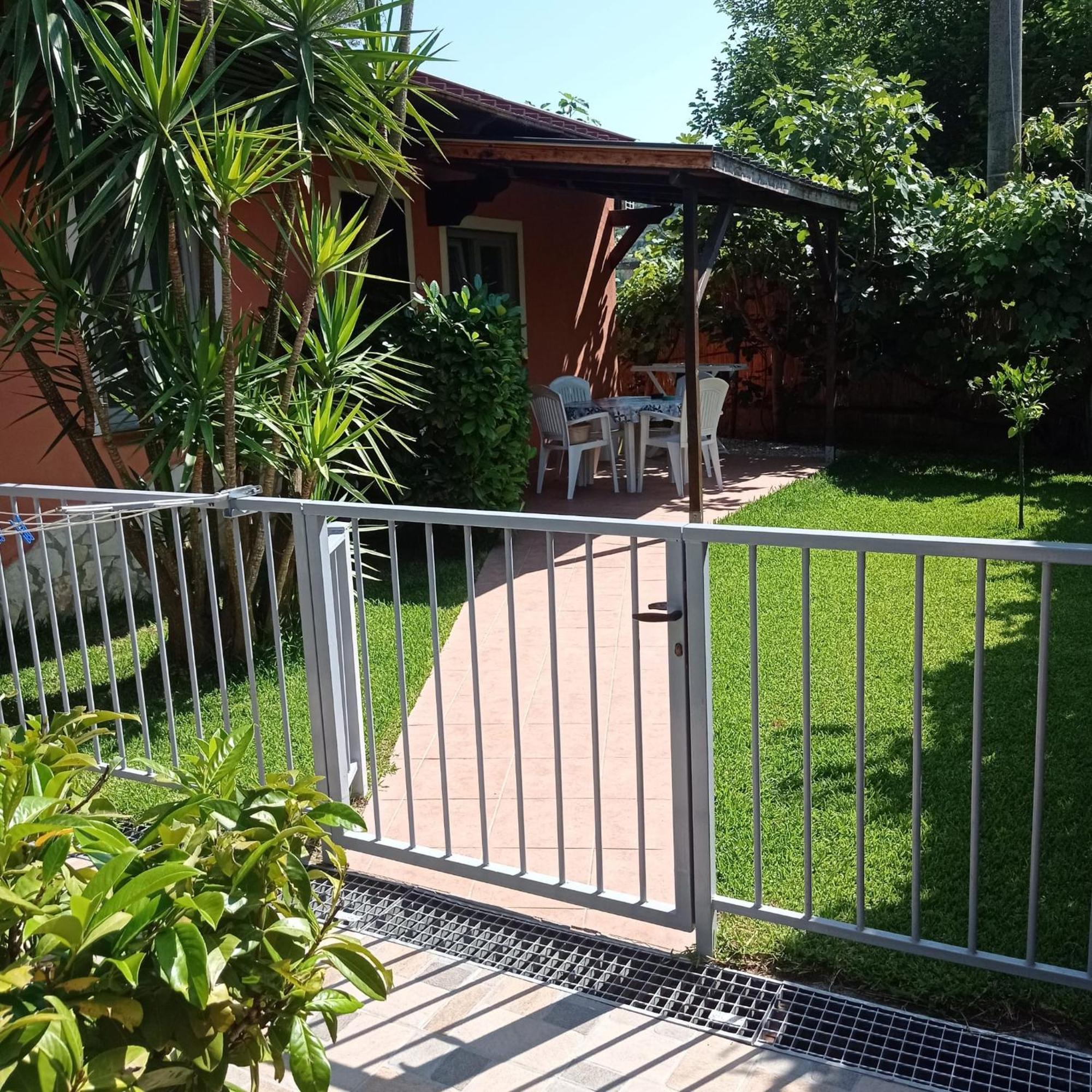 Casa Vacanze Mimose 帕利努罗 外观 照片